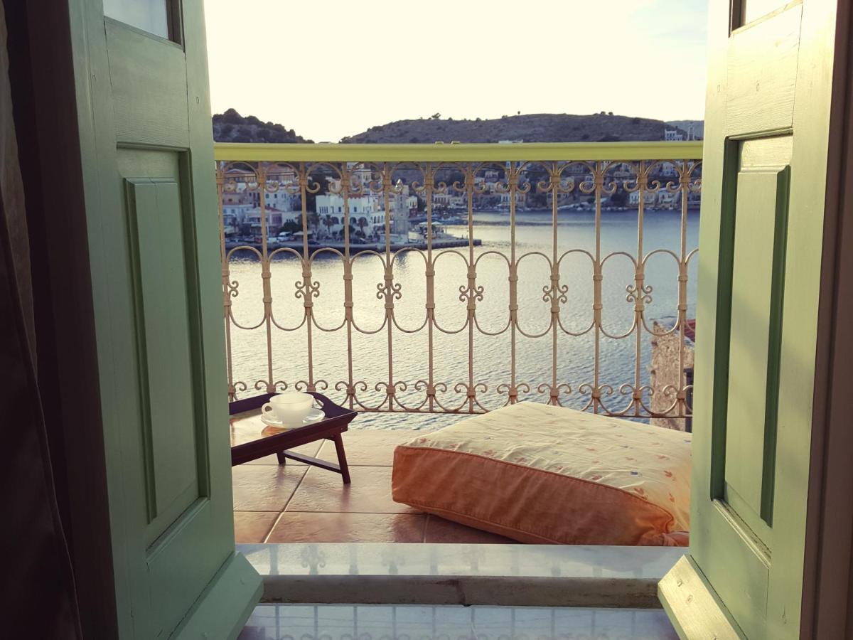 Pitini Guest House ซีมี ภายนอก รูปภาพ
